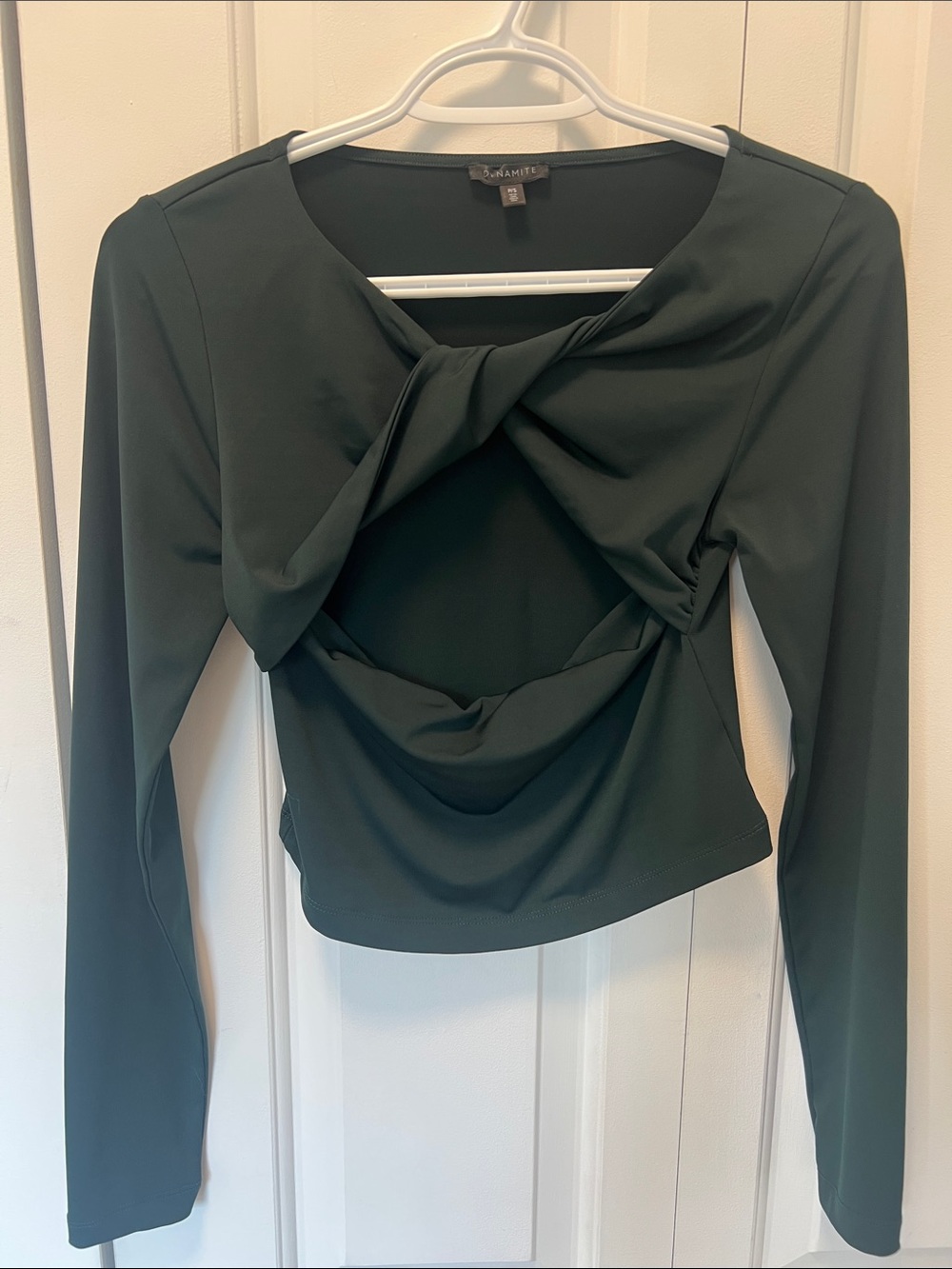 Dynamite Sculpt Front Twist Cut Out Long-Sleeve Top